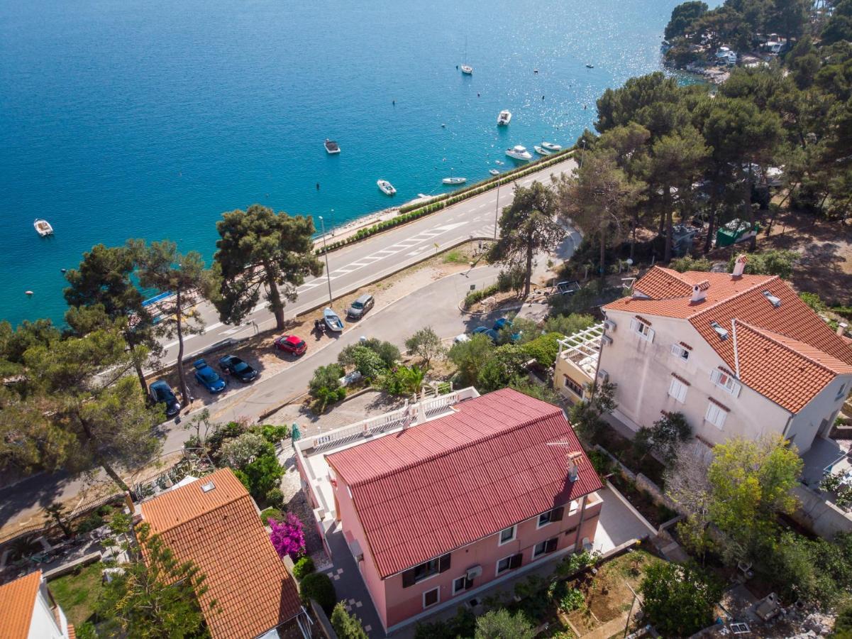 Apartments Villa Julija Mali Lošinj Buitenkant foto