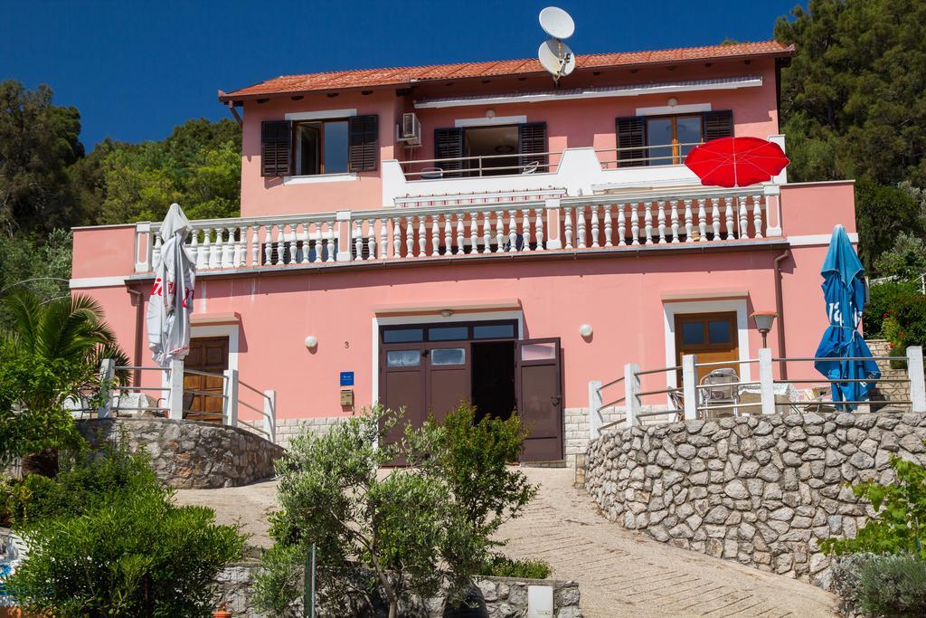 Apartments Villa Julija Mali Lošinj Buitenkant foto