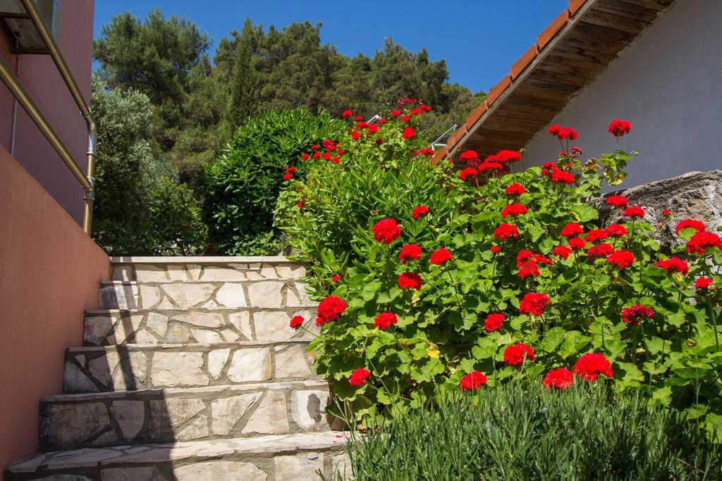 Apartments Villa Julija Mali Lošinj Kamer foto