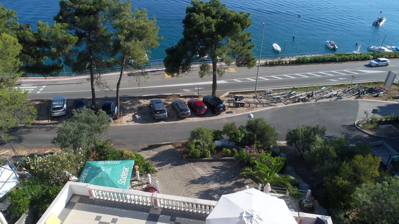 Apartments Villa Julija Mali Lošinj Buitenkant foto